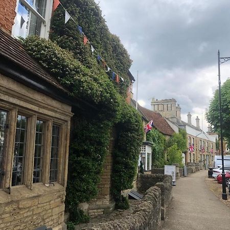 Dease Manor Apartment Higham Ferrers Exterior foto