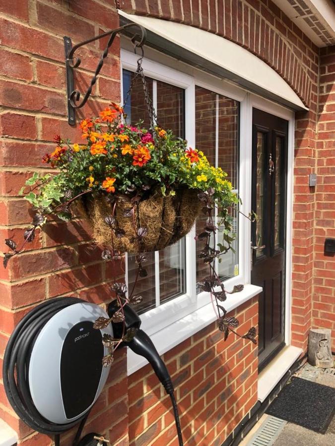 Dease Manor Apartment Higham Ferrers Exterior foto
